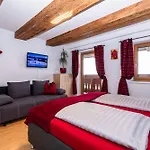 Der Bichlhof - Zell Am 아파트