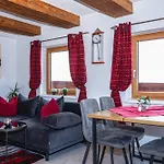 Der Bichlhof - Zell Am 아파트